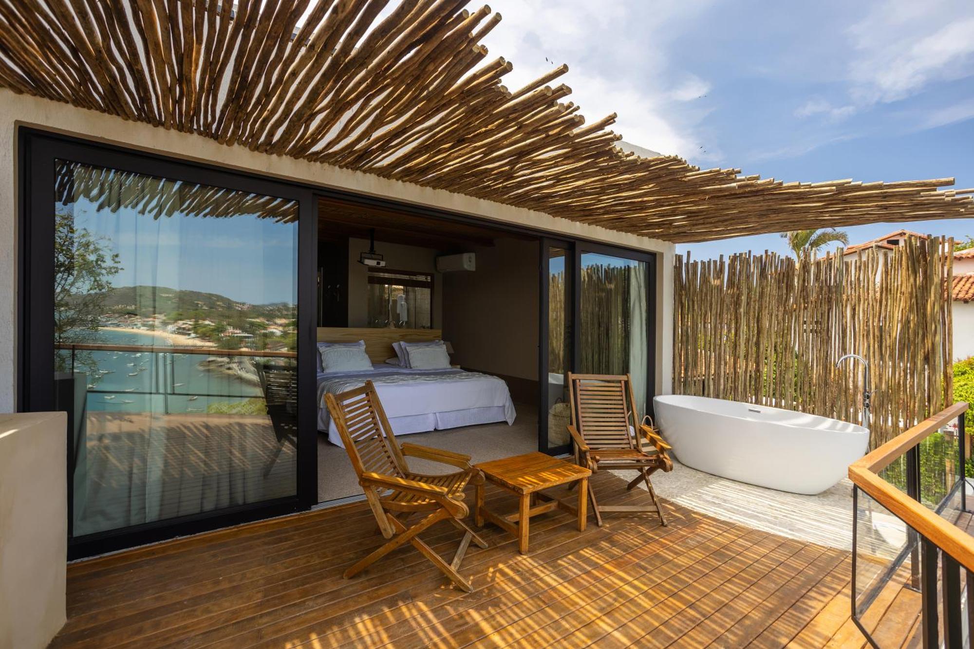 Suite External bathtub sea view