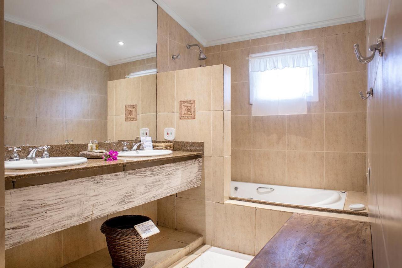 Luxury Quadruple Room,744021214:JPEG
